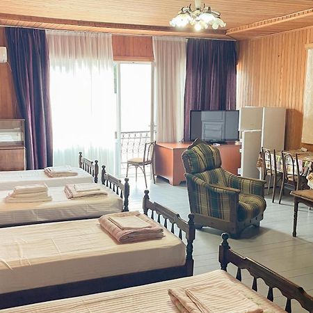 Guesthouse On Agmashenebeli 328 Kobuleti Eksteriør bilde